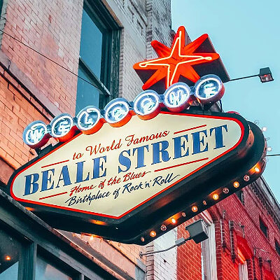 Welcome to Beale Street sign in Memphis, TN