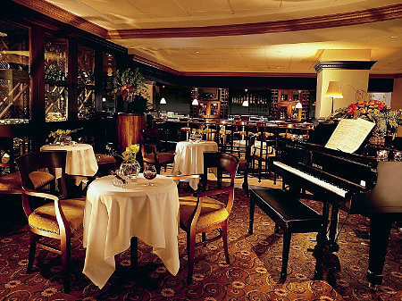The Corner Bar in the Peabody Hotel